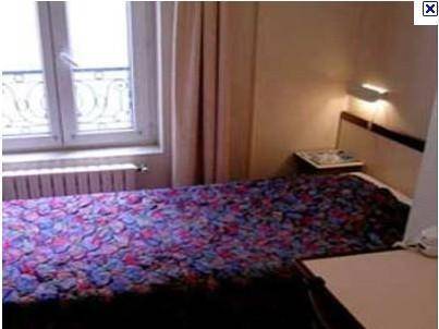 Abricotel, Paris