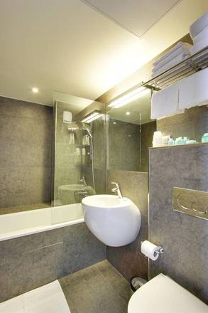 Hotel Alhambra, Paris