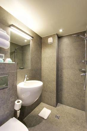 Hotel Alhambra, Paris