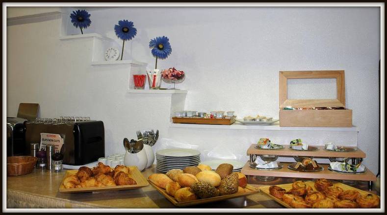 Hôtel Crimée, Paris