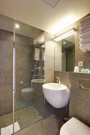 Hotel Alhambra, Paris