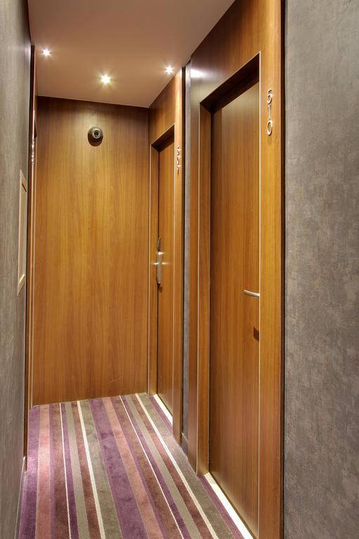 Hotel Alhambra Paris Review By Eurocheapo