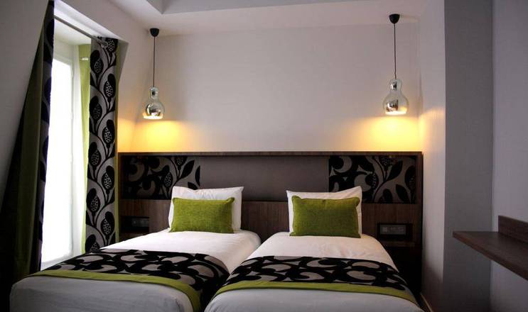 Hotel Alhambra, Paris