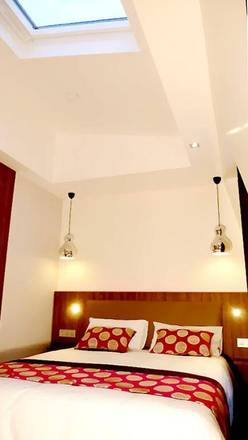 Hotel Alhambra, Paris