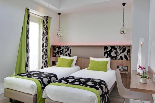 Hotel Alhambra, Paris
