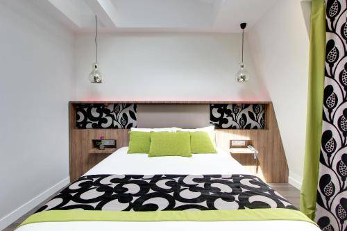 Hotel Alhambra, Paris