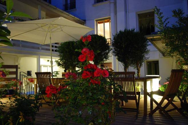 Hotel Alhambra, Paris